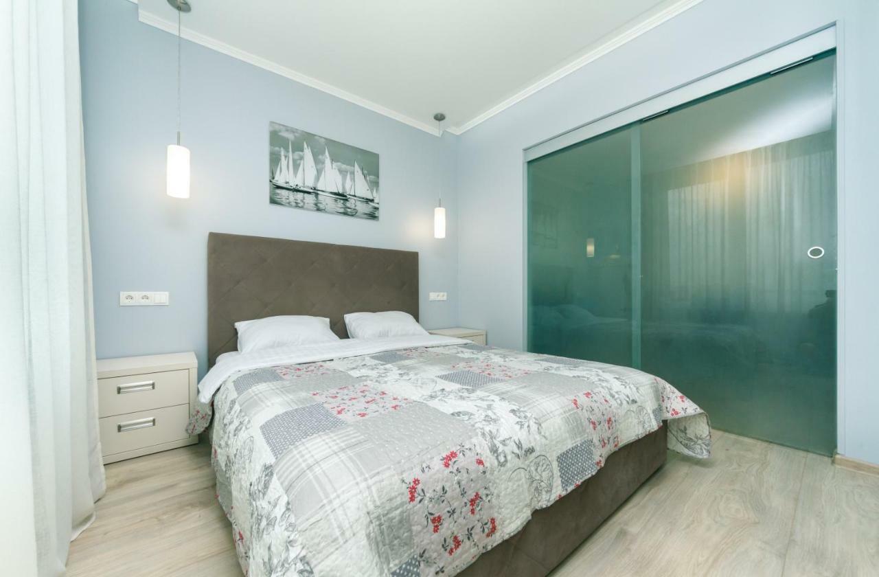Smart Apartment Киев Екстериор снимка