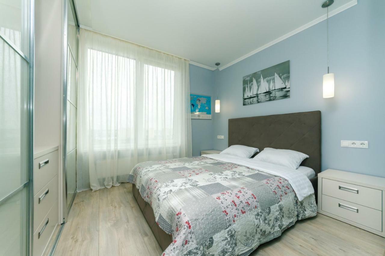 Smart Apartment Киев Екстериор снимка